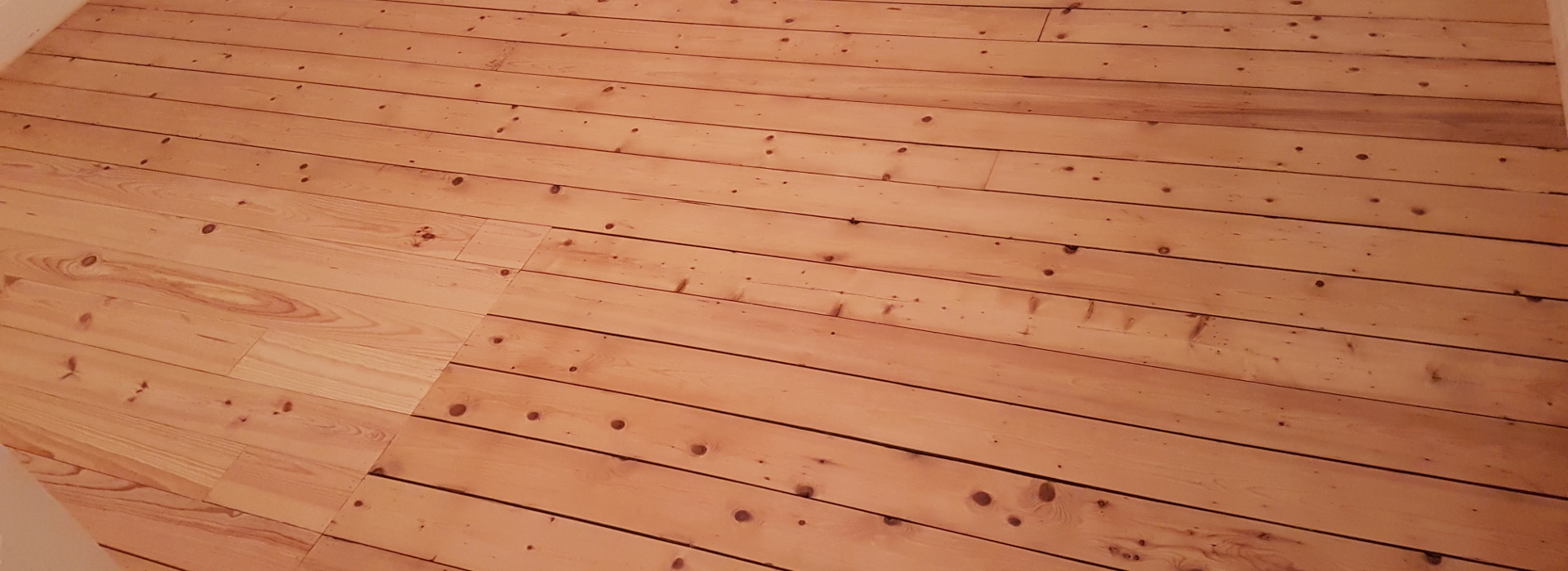 With the Floor sanding you can save up to 70% of new wood flooring